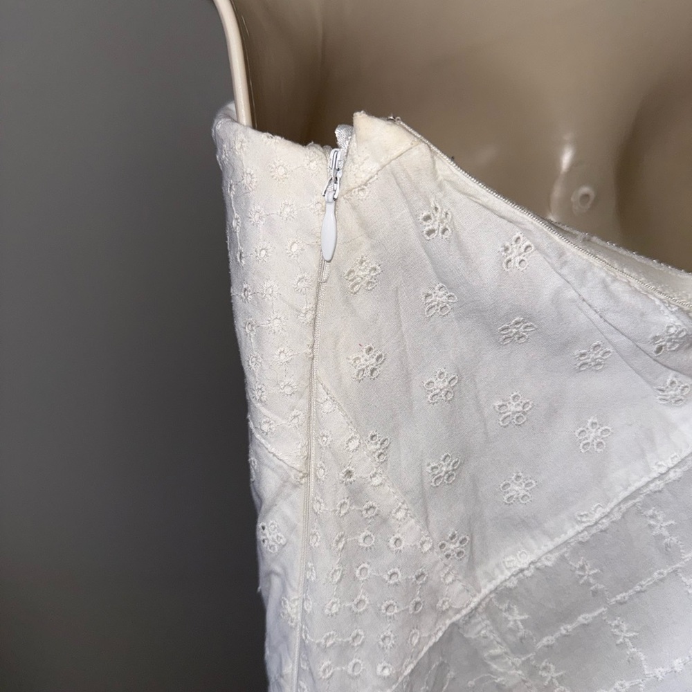 American Eagle (12) White Pointelle Detail Pattern Strapless Dress - Picture 5 of 7
